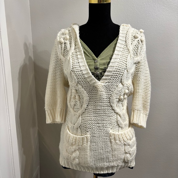 Cream Knit Sweater With Hoodie Size Medium Y2K Ski Resortwear - Picture 2 of 8